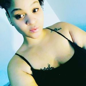 Meet your Posher, Kiana